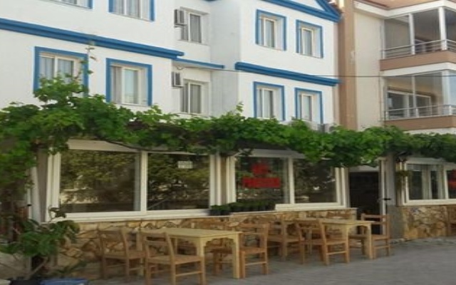 Adil Otel