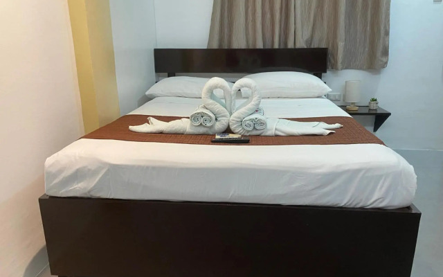 Papa Fred's Beach Resort