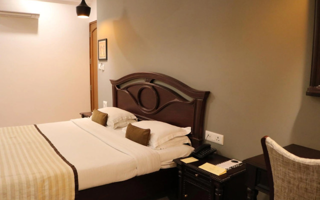 Hotel Park Residency