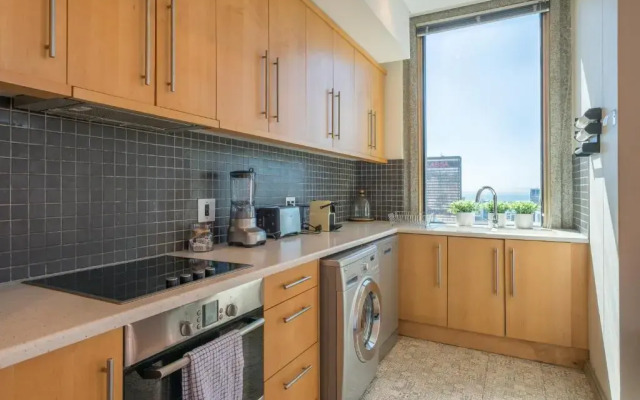 Cartwrights Corner 210A