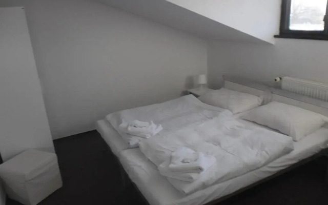 bike-Hotel Měděnec