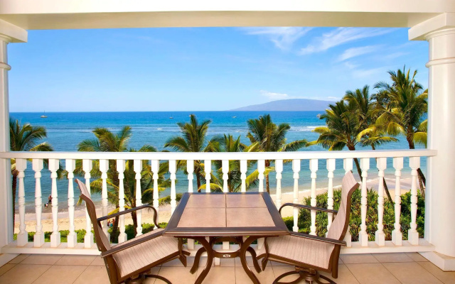 Lahaina Shores