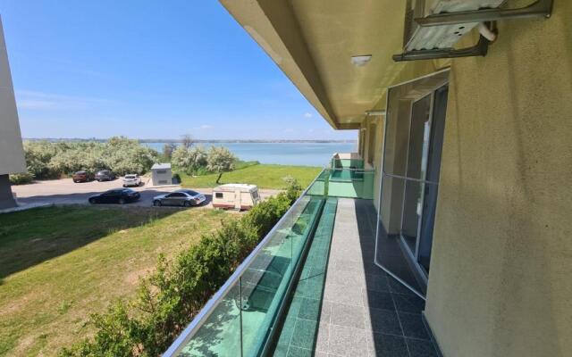 Moon Light Mamaia 2 camere apartament 101