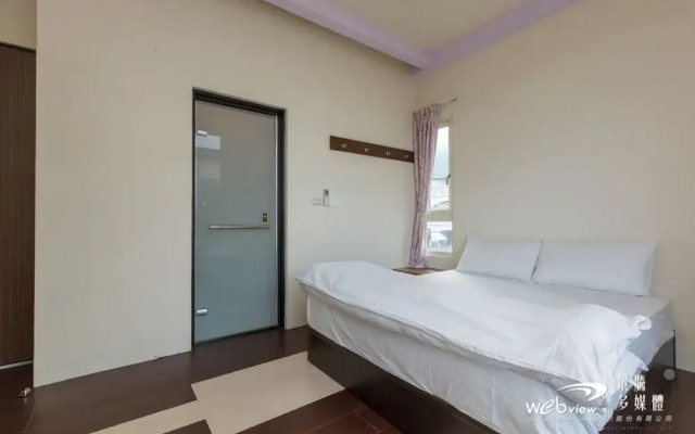 Wide Habitat Hostel