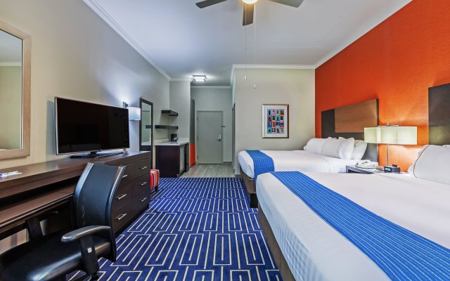 Holiday Inn Express Hotels & Suites Houston East, an IHG Hotel