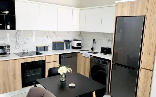 Munyaka Waterfall: Executive Apartment