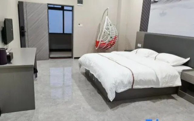 Shuofeng Boutique Apartment (Qishi Branch)