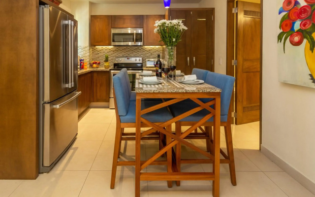 V Azul Vallarta - Luxury Vacation Rental- Adults Only