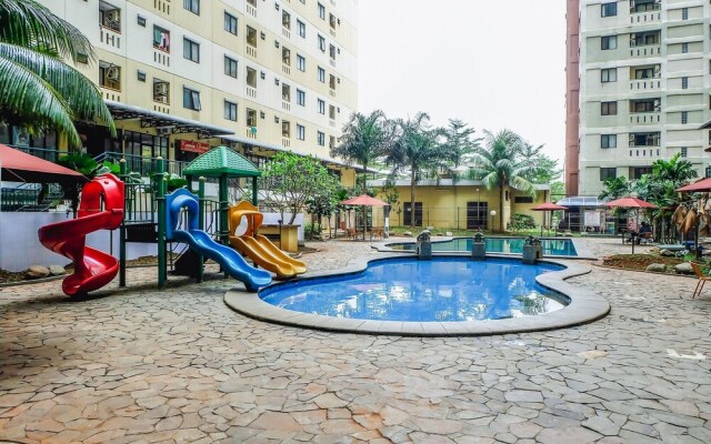 Contemporary Studio at Kebagusan City Apartment