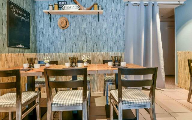 Logis Hôtel & Restaurant La Villa Bleue