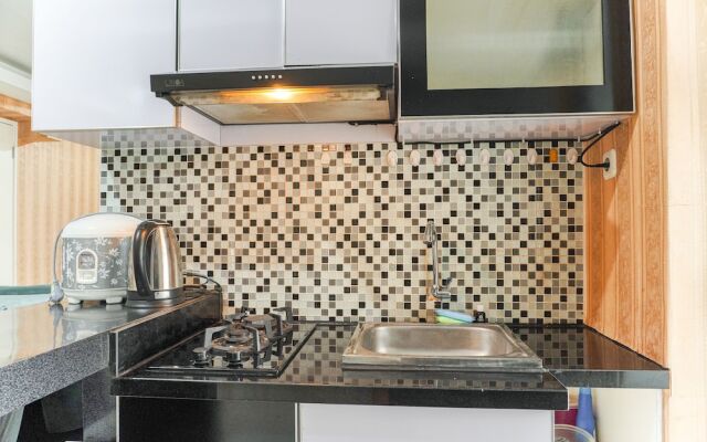 Strategic And Comfort 1Br At Bassura City Apartment