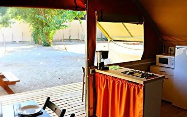 Camping des Rives des Corbieres