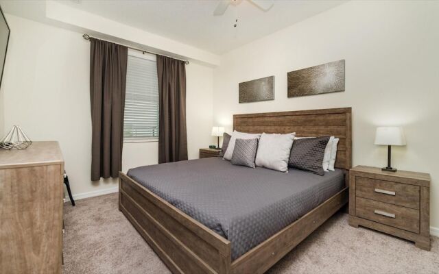 # 4751 Clock Tower Drive 303