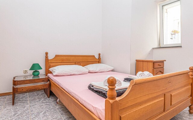 Stunning Apartment in Vodice With Wifi and 1 Bedrooms