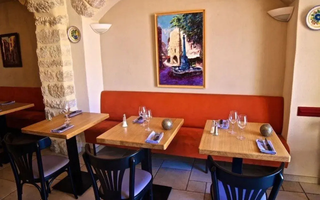 Hotel du Vieux Chateau