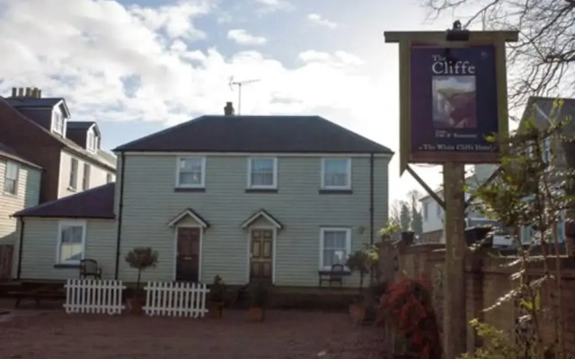 The White Cliffs Hotel