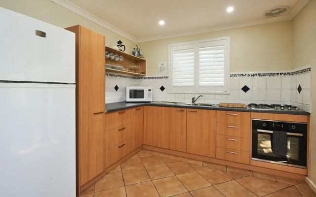 Albany Harbourside Apartments and Houses