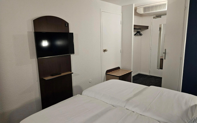 Kyriad NIORT - Espace Mendes-France