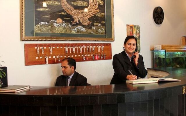 ADB Rooms Falcon Crest