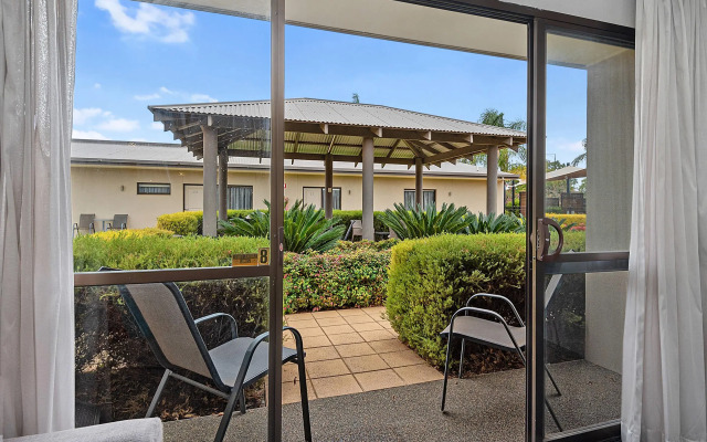 Comfort Inn Deakin Palms