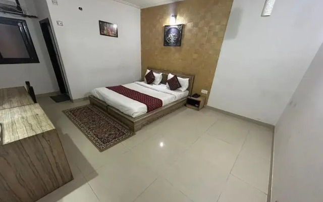 Hotel Om Paradise Near IGI Delhi Airport