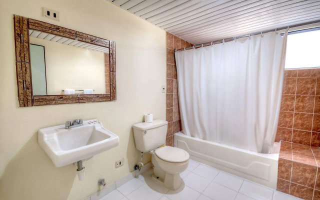 Apart-Hotel Plaza Colonial