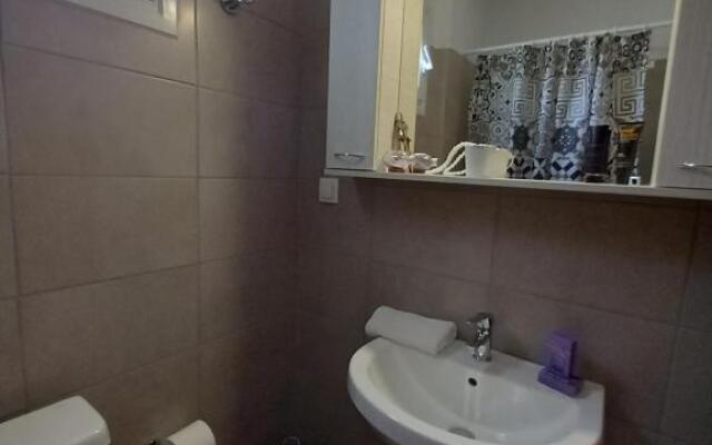 Natassa House 2