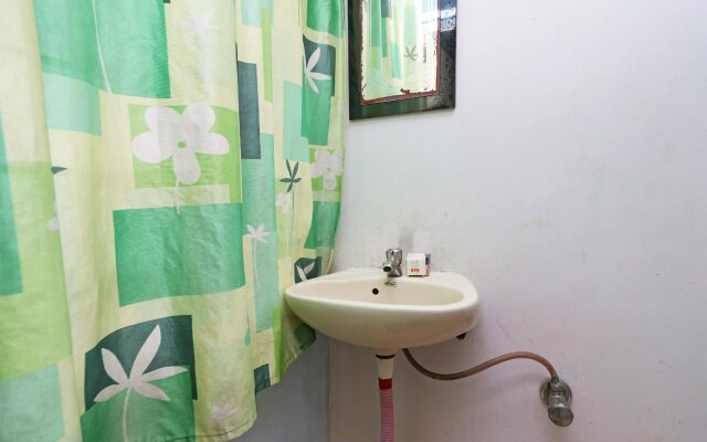 Hotel Samrat Holiday Inn