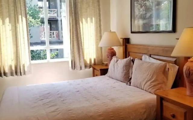 ResortQuest at The Town Plaza Suites