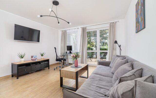 Apartment Krakow Raciborska by Renters