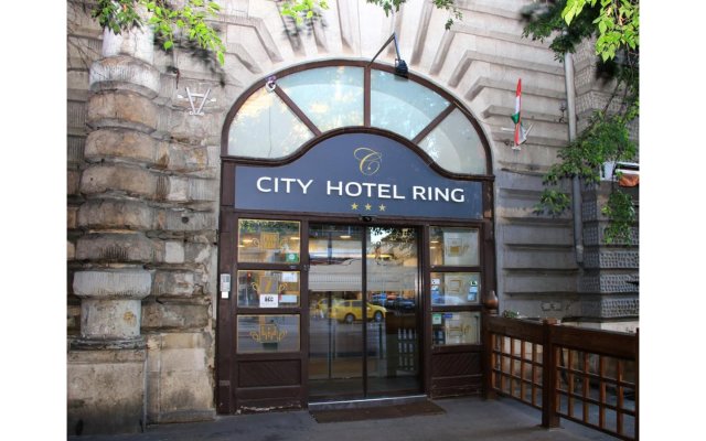 City Hotel Ring