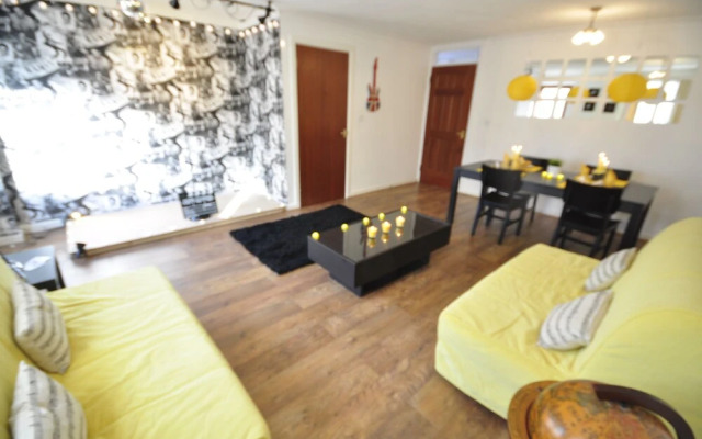 Durward Guest Apartment