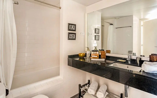 Urban District - Rambla Suites & Pool