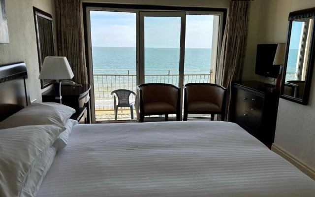 Sandringham Hotel