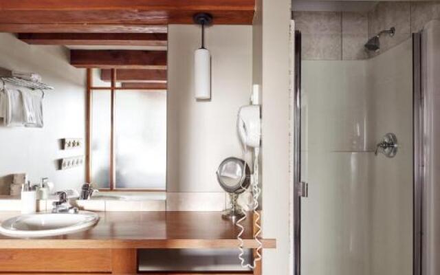 Whiskey Landing #211 Ocean's Edge by Natural Elements Vacation Rentals