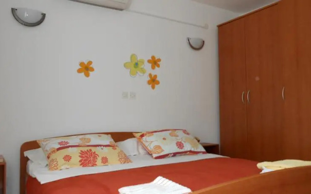 Apartment Brigita Rogoznica