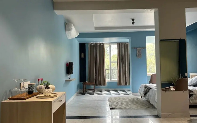 Hued A boutique Stay
