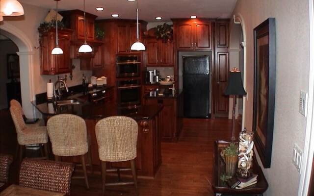 Table Rock Missouri 4 Br home by RedAwning