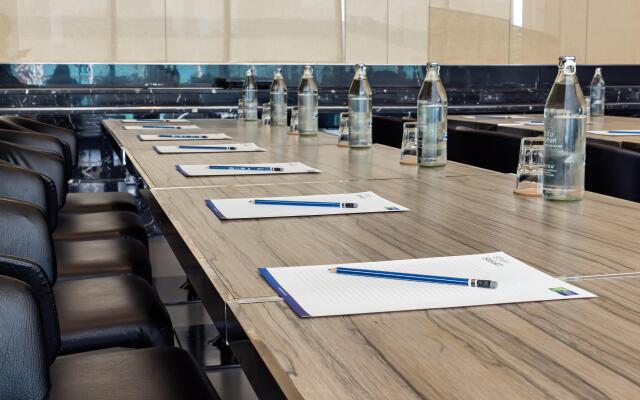 Holiday Inn Express Bangkok Siam by IHG