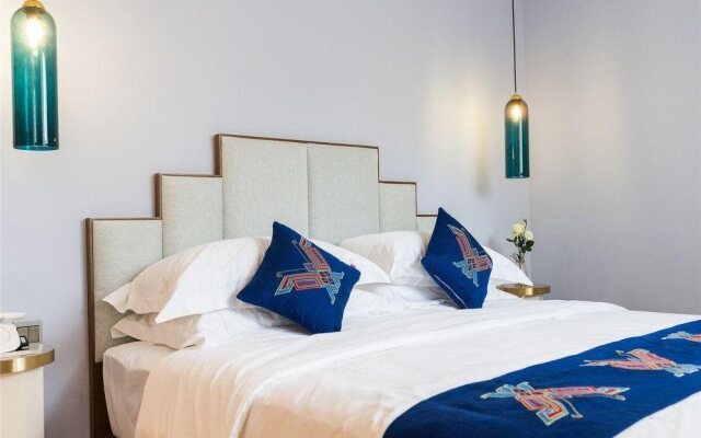 Bizca Art Hostel