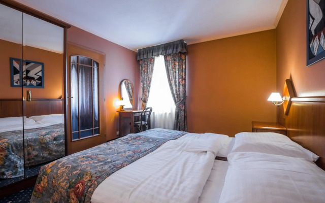 Hotel Concertino Zlatá Husa