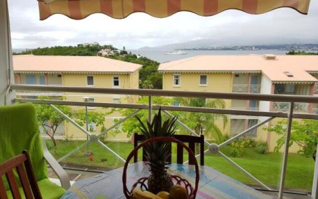 Studio vue sur la baie de Fort de France