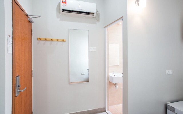 Moment Hotel