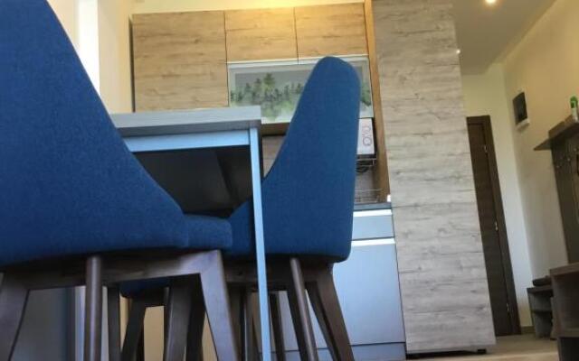 Milmari Apartman Janus P24 P25