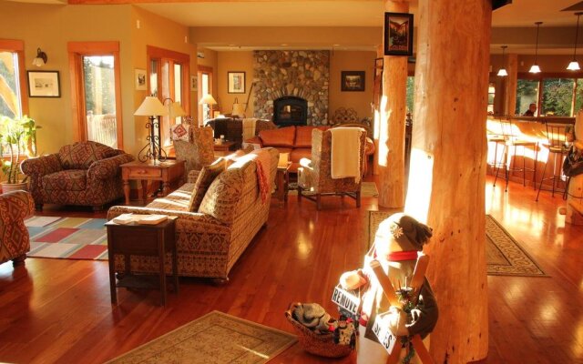 Vagabond Lodge at Kicking Horse Resort