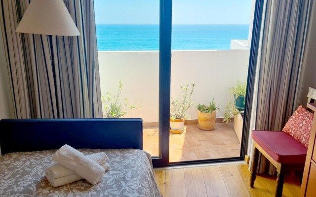 Albufeira Beach Cliffs House