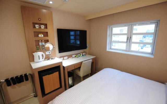 Kindness Hotel - Tainan Chihkan Tower