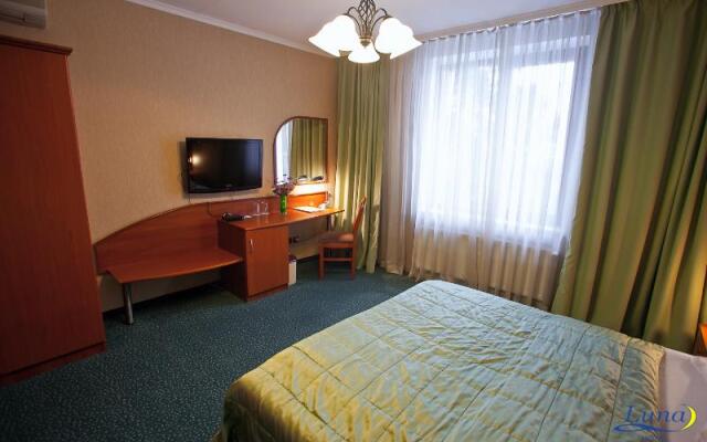 Luna Hotel