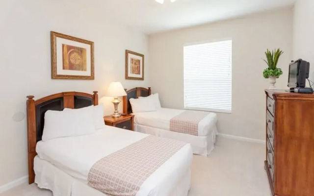 4114 Breakview Dr 307 2 Br condo by RedAwning