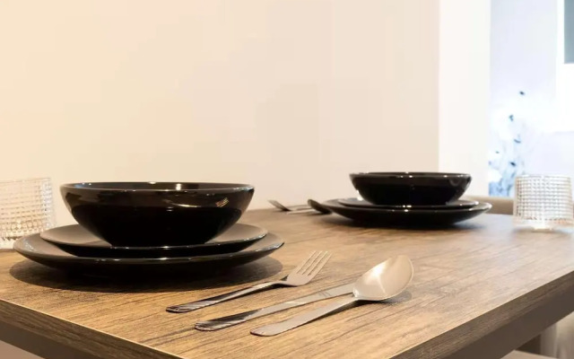 Cosy City Apartment - Your Home in Bradford!